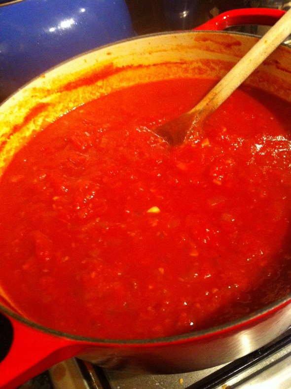 Sunday Simmering Tomato Sauce: A Broad Cooking