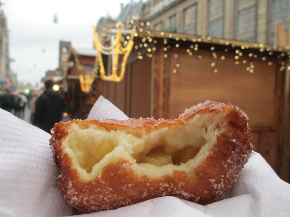 Appelbollen, Amsterdam: A Broad Cooking